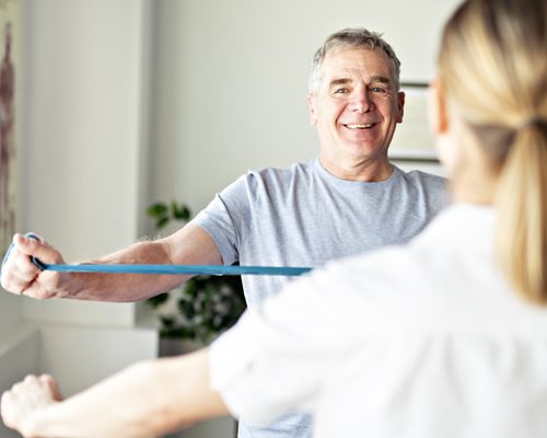 Bobath Therapie Anwendung - Physiotherapie Aedtner